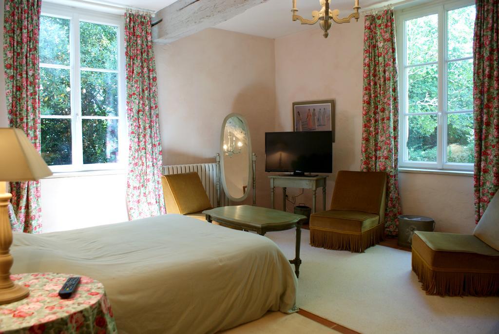 Bed and Breakfast Chateau De Grenier Saint-Leger  Номер фото