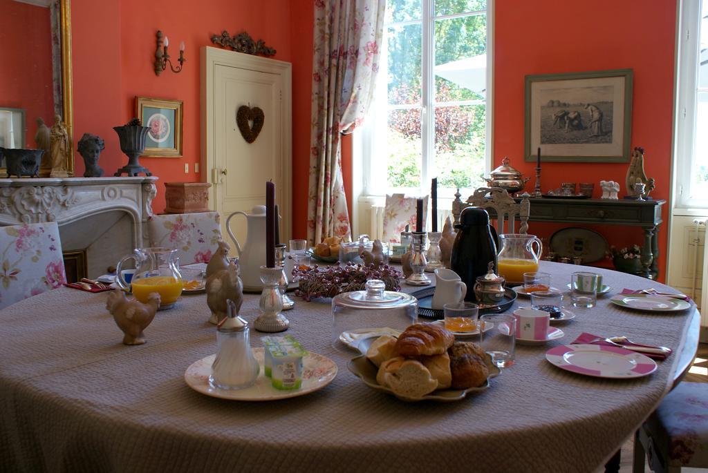Bed and Breakfast Chateau De Grenier Saint-Leger  Экстерьер фото
